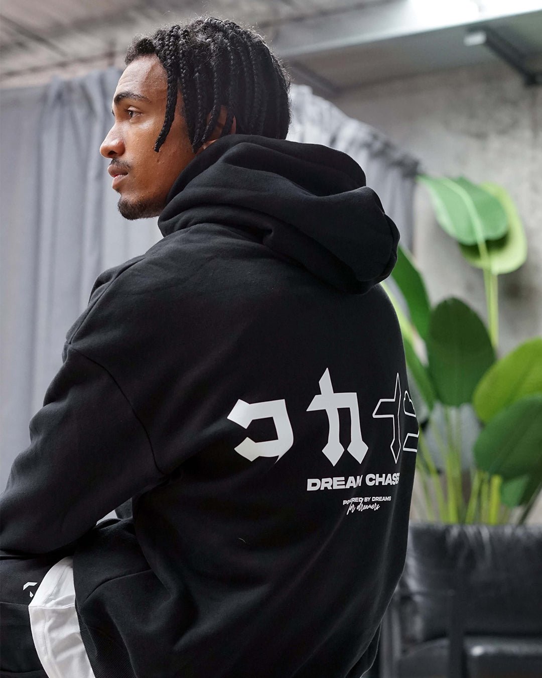 "Dream Chaser" Hoodie // BLACK - KOKA Dept.